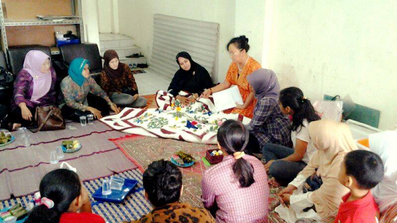 Quilting Training for Housewives in Tanah Abang, Jakarta Pusat – Woman Empowerment Program